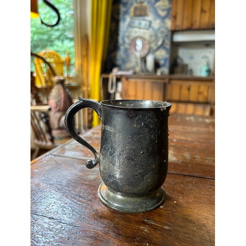 54 - AN ENGLISH 19TH CENTURY SILVER CHRISTENING MUG,