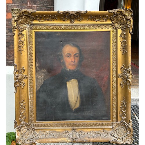 62 - A 19TH CENTURY OIL PAINTING ON CANVAS DEPICTING A GENTLEMAN, 

74cm x 62cm 

Mounted in an antique g... 