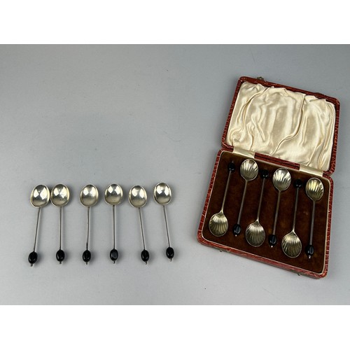 127 - A SET OF SIX SILVER 'COFFEE BEAN' TEA SPOONS ALONG WITH A CASED SET OF SIMILAR SILVER PLATE EPNS EXA... 