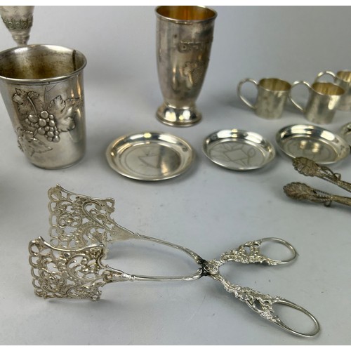 139 - A COLLECTION OF JUDAICA INTEREST SILVER WARE TO INCLUDE A LARGE MENORA MARKED 800, 

Menora (af) hei... 