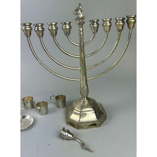 139 - A COLLECTION OF JUDAICA INTEREST SILVER WARE TO INCLUDE A LARGE MENORA MARKED 800, 

Menora (af) hei... 