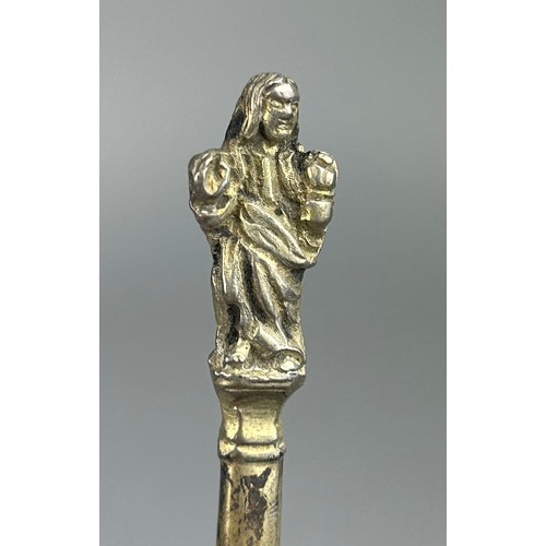 150 - AN ANTIQUE SILVER 'APOSTLE SPOON', 

Marked to verso. 

18cm L

Weight: 49gms