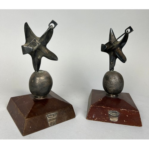 151 - ROBERT EDGAR STONE (BRITISH SILVERSMITH 1903-1990): A PAIR OF SILVER AWARD TROPHIES WITH PLAQUES 'OU... 