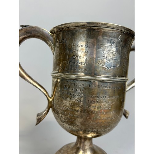 154 - 'THE LADY BUSK CHALLENGE CUP': A SILVER TROPHY CUP FROM UNIVERSITY OF LONDON, 

Inscribed with stude... 