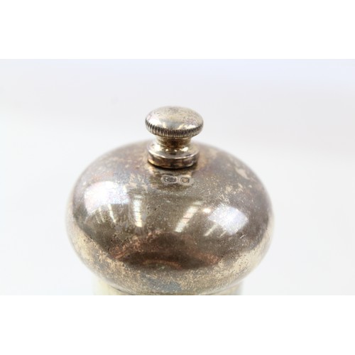 179 - A 925 STERLING SILVER CASED 'PETER PIPER' PEPPER MILL,

Weight: 267gms