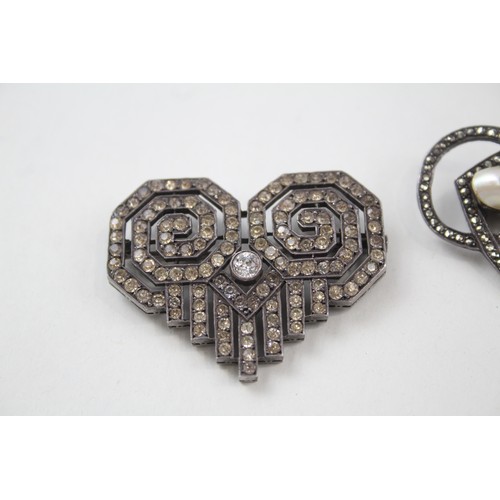 191 - THREE SILVER ART DECO PASTE BROOCHES,

Weight: 40gms