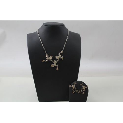 197 - SILVER FROG JEWELLERY SET INCLUDING NECKLACE AND EARRINGS, 

Weight: 30gms