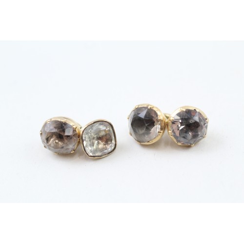 215 - A PAIR OF 18CT ANTIQUE GOLD BLACK DOT PASTE CUFFLINKS, 

Weight: 3.7gms