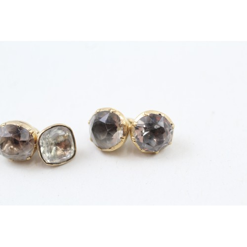 215 - A PAIR OF 18CT ANTIQUE GOLD BLACK DOT PASTE CUFFLINKS, 

Weight: 3.7gms