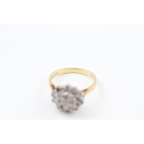 234 - AN 18CT GOLD VINTAGE DIAMOND SET CLUSTER RING, 

Weight: 3.5gms