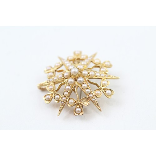 246 - AN 18CT GOLD ANTIQUE VICTORIAN SEED PEARL STARBURST BROOCH WITH BASE METAL PIN, 

Weight: 4.9gms