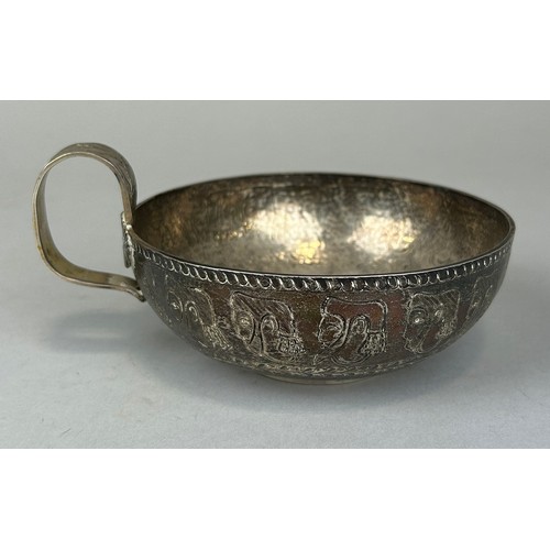 130 - AFTER THE ANTIQUE: A SILVER WINE CUP IN THE ANCIENT GREEK MYCENAEN STYLE BY DOBSON AND CO, PICCADILL... 