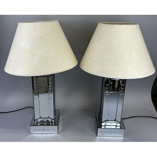 724 - A PAIR OF DESIGNER VENETIAN STYLE GLASS TABLE LAMPS AND SHADES 67cm H (with shades).