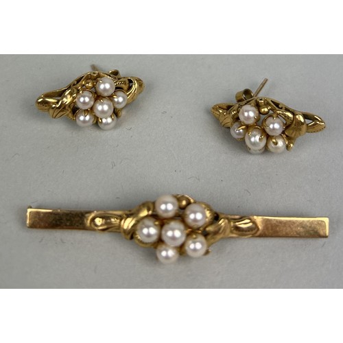 24 - A PAIR OF CHINESE 18CT GOLD PEARL EARRINGS ALONG WITH A MATCHING BAR BROOCH (3) Weight: 10.9gms