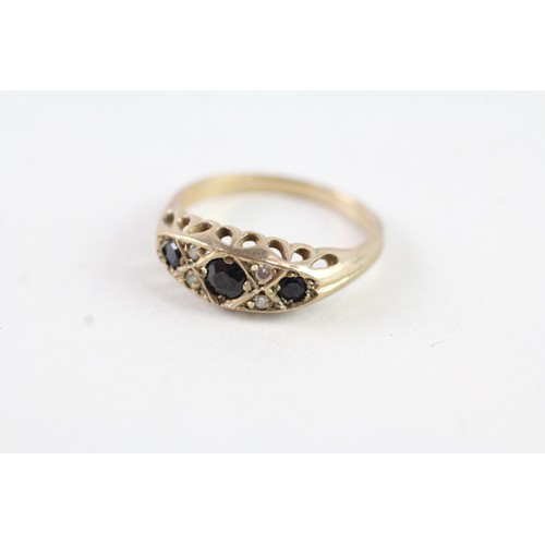 134 - A 9CT GOLD SAPPHIRE AND DIAMOND ANTIQUE STYLE RING Weight: 2.4 gms