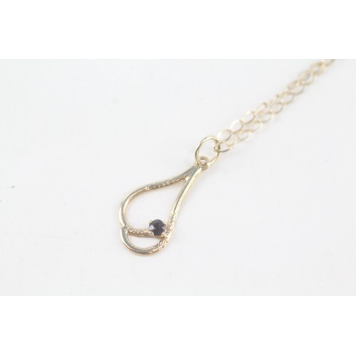 171 - A 9CT GOLD SAPPHIRE PENDANT NECKLACE Weight: 1.4gms