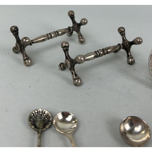 214 - A COLLECTION OF SILVER TO INCLUDE SPOONS, KNIFE RESTS, TONGS (QTY) Total weight: 315gms