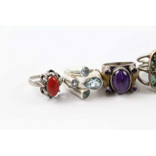 230 - FIVE SILVER STONE SET RINGS INCLUDING TOPAZ, TURQUOISE AND CARNELIAN (5) Weight: 43gms