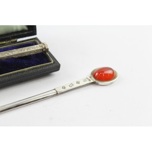 231 - A .800 AND .925 STERLING SILVER PROPELLING PENCIL AND LETTER OPENER