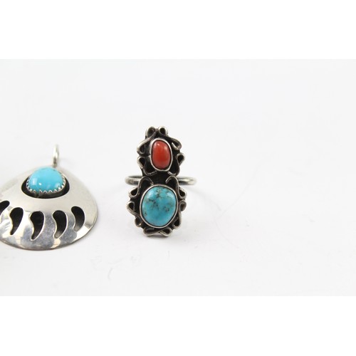 236 - SIX STERLING SILVER NATIVE AMERICAN JEWELLERY INCLUDING TURQUOISE (3) Weight: 27gms