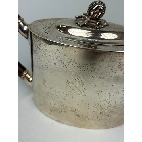 253 - A SILVER TEA POT WITH ACORN FINIAL Weight: 433gms