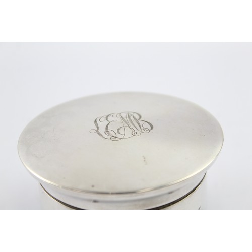 343 - A .925 STERLING SILVER JEWELLERY/ TRINKET BOX

Weight: 143gms