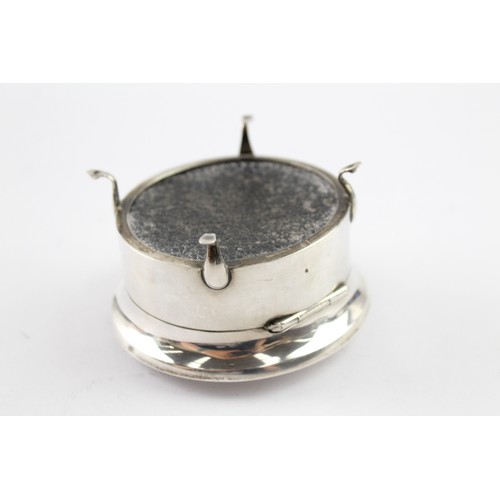 343 - A .925 STERLING SILVER JEWELLERY/ TRINKET BOX

Weight: 143gms