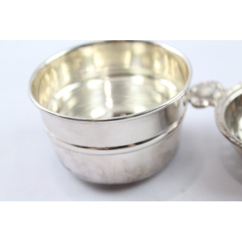 346 - A .925 STERLING SILVER TEA STRAINER & BOWL

Total weight: 86gms