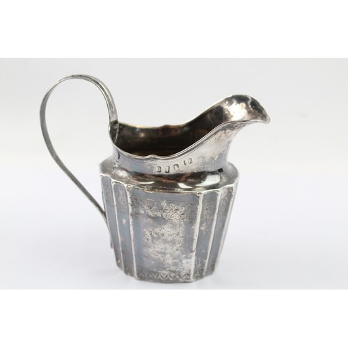 361 - A GEORGIAN .925 STERLING SILVER HESTER BATEMAN CREAM JUG

Weight: 136gms