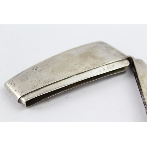 360 - A .925 STERLING SILVER PLAIN CARD CASE
Weight: 36gms