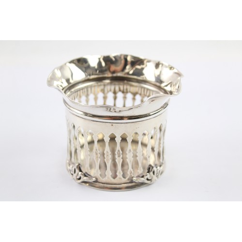 364 - A .925 STERLING SILVER PIERCED SIDE POT/ PLANTER

Weight: 80gms