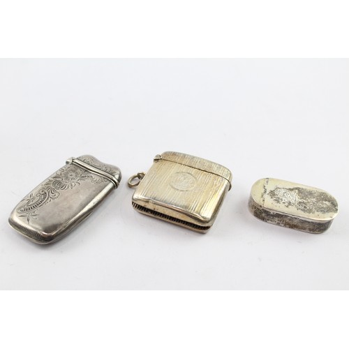 371 - THREE .925 STERLING SILVER VESTAS AND SNUFF BOX

Weight: 75gms