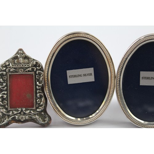 372 - A SET OF FOUR .925 STERLING SILVER SMALL/MINIATURE PHOTOGRAPH FRAMES (4)