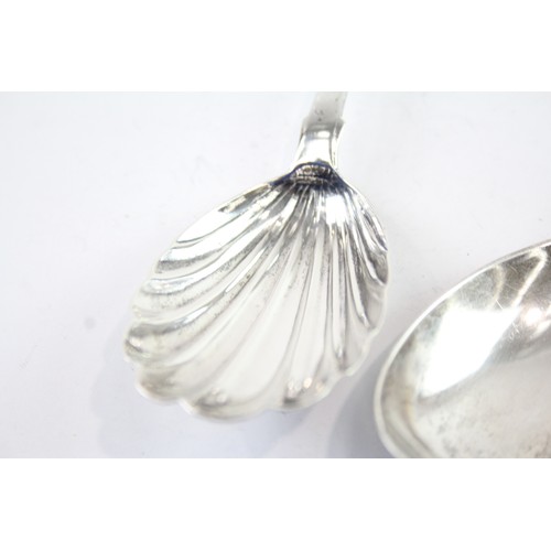 380 - THREE .925 STERLING SILVER SPOONS INCLUDING CADDY GEORGIAN

Weight: 42gms