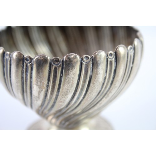 414 - A VICTORIAN .925 STERLING SILVER BOWL/DISH

Weight: 120gms