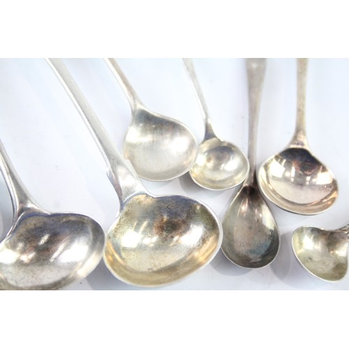 411 - NINE .925 STERLING SILVER CONDIMENT SPOONS INCLUDING GEORGIAN AND VICTORIAN

Weight: 54gms