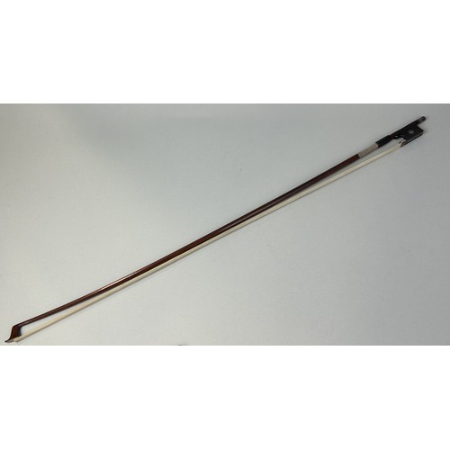 449 - A GOLD MOUNTED VIOLIN BOW STAMPED 'KITTEL' 74cm L Provenance: In the possession of the family of a n... 