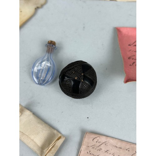 473 - A COLLECTION OF CURIOSITIES COLLECTED BY CAPTAIN JAMES MUDDLE TO INCLUDE HANDWRITTEN LABELS: Porphyr... 