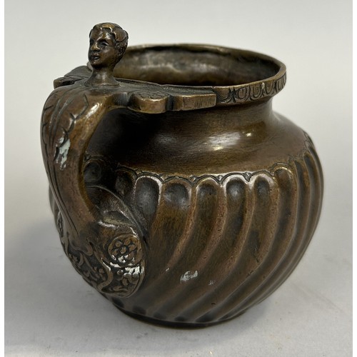 607 - AFTER THE ANTIQUE: A BRONZE CUP 12cm x 10cm