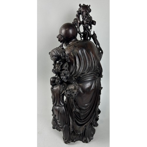 603 - A LARGE CHINESE ZITAN WOOD SCULPTURE DEPICTING FIGURES 65cm H