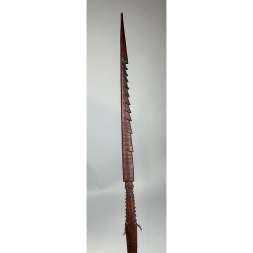 642 - AN OCEANIC CEREMONIAL SPEAR, POSSIBLY FIJIAN OR TONGIAN 185cm L