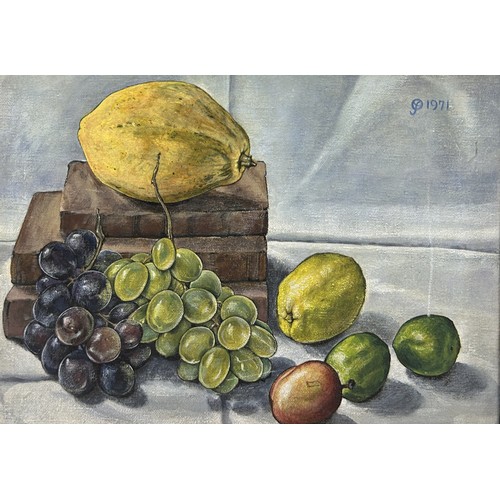 841 - A 1970'S OIL PAINTING ON CANVAS DEPICTING A STILL LIFE WITH FRUIT 35cm x 25cm Framed 489cm x 39cm