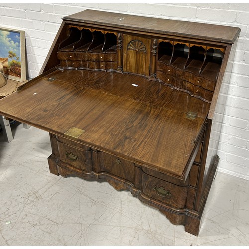 1017 - AN 18TH CENTURY WALNUT SERPENTINE BUREAU 103cm x 90cm x 52cm