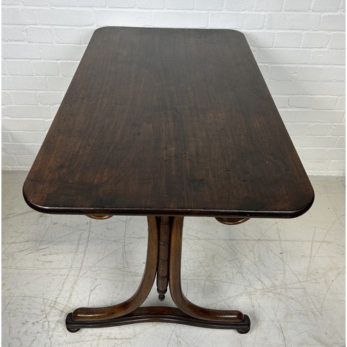 1043 - A 19TH CENTURY TABLE ATTRIBUTED TO THONET BENTWOOD 98cm x 78cm 60cm