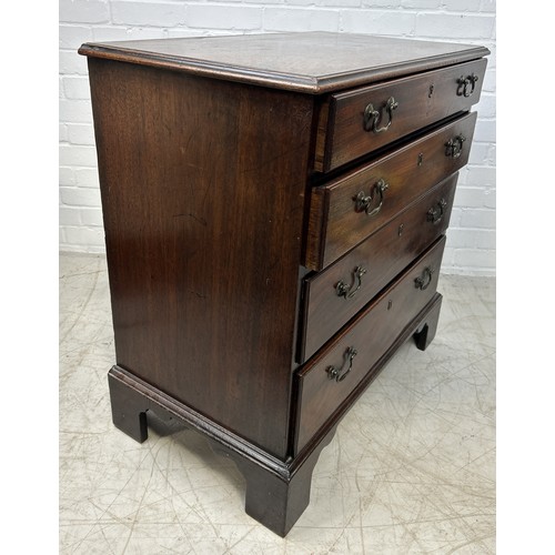 1058 - A GEORGE III MAHOGANY CHEST OF DRAWERS 80cm x 78cm x 45cm