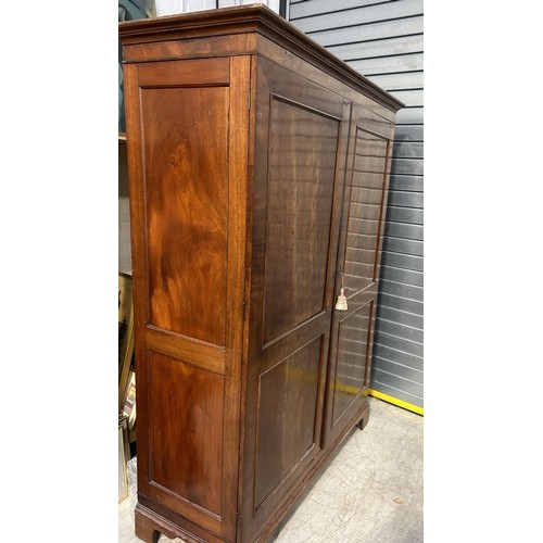 1084A - A LARGE 19TH CENTURY MAHOGANY DOUBLE WARDROBE 206cm x 138cm x 56cm