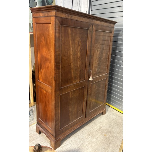 1084A - A LARGE 19TH CENTURY MAHOGANY DOUBLE WARDROBE 206cm x 138cm x 56cm