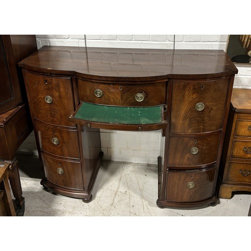 1095 - A GEORGIAN MAHOGANY SIDEBOARD 123cm x 99cm x 50cm