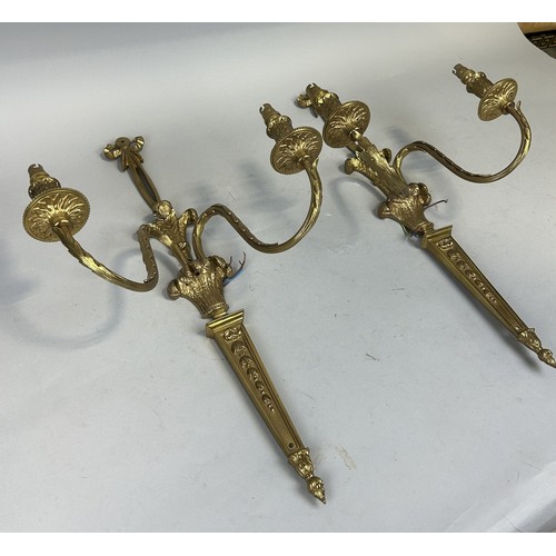 1105A - A PAIR OF 20TH CENTURY LOUIS XVI STYLE GILT BRONZE WALL LIGHTS WITH FLEUR DU LYS DESIGN 64cm x 34cm ... 