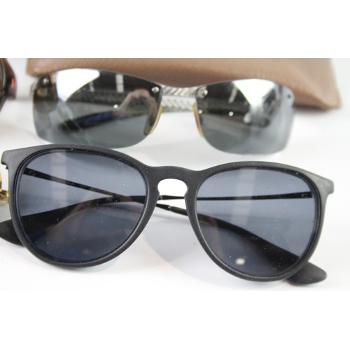 1166 - A VARIETY OF DESIGNER RAYBAN SUNGLASSES INCLUDING CASES (5)